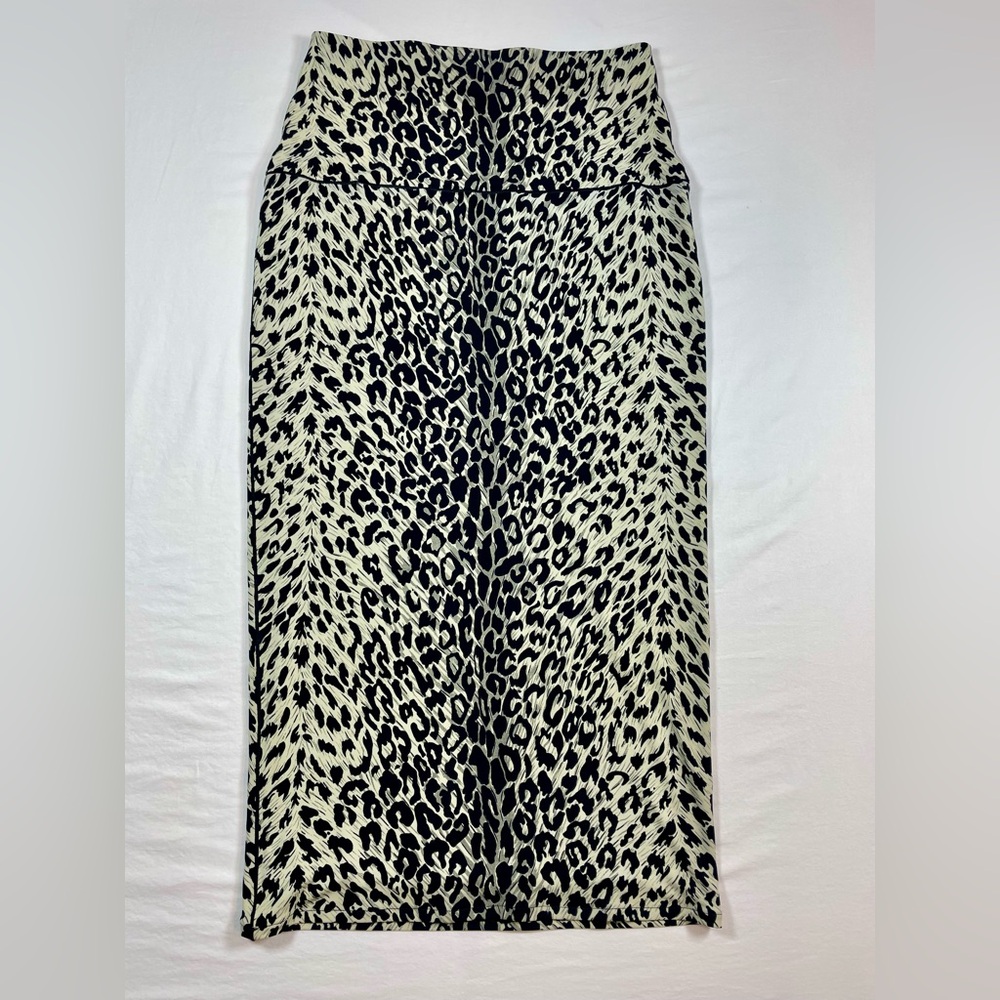 Eva Varro Leopard Print High-Waisted Skirt Size Medium, Pull On Pencil Skirt